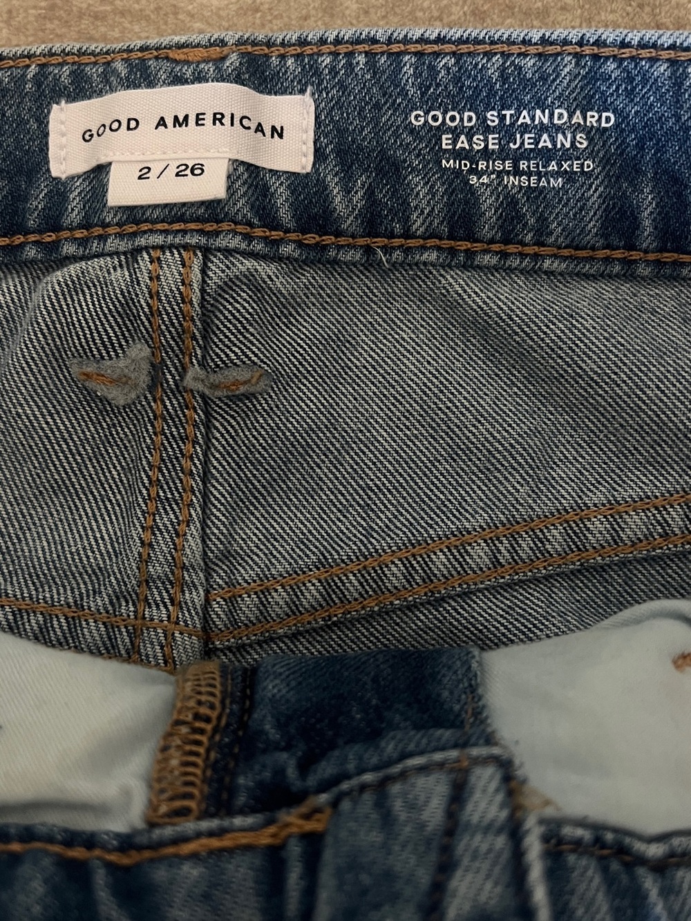 Good American Weightless Good Standard Ease Wide Leg Jeans - Picture 8 of 11